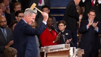 Newly-elected House Speaker Kevin McCarthy holds the gavel before he addresses the lower chamber of the US Congress, just before dawn on Saturday, January 7, 2023.