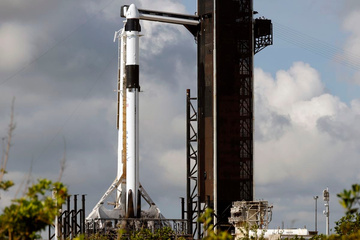 SpaceX تطلق رواد فضاء سعوديين في رحلة خاصة إلى المحطة الفضائية  علم