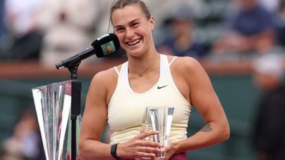 Aryna Sabalenka makes a speech following her loss to Elena Rybakina of Kazakhstan in the final during the BNP Paribas Open on March 19, 2023 in Indian Wells, California.