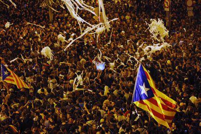 Thousands of protesters gather in Gran Via avenue in Barcelona for a demonstration organized by the pro-independence group, Committees for the Defense of the Republic (CDR).