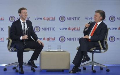 Zuckerberg and Juan Manuel Santos in Bogotá on Wednesday.