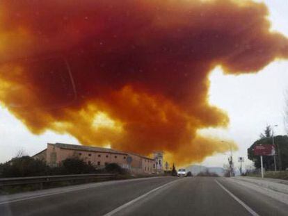 A toxic orange cloud emerges from a chemical plant following an explosion near Barcelona.