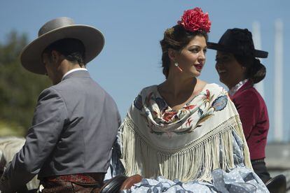 The Feria can also be experienced on horseback or in a buggy, but only by those who bring their own horses and equipment.