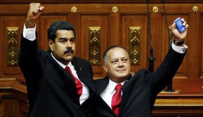 Venezuelan President Nicolás Maduro (l) with Diosdado Cabello in 2013.