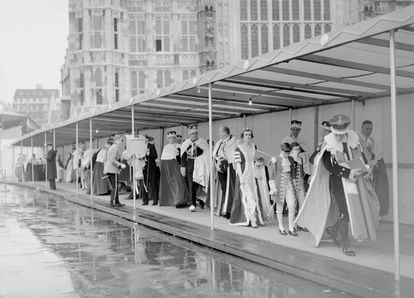 June 2, 1953 was a rainy day in London. Covers were set up around Westminster Abbey so that the illustrious guests at the ceremony would not get wet.