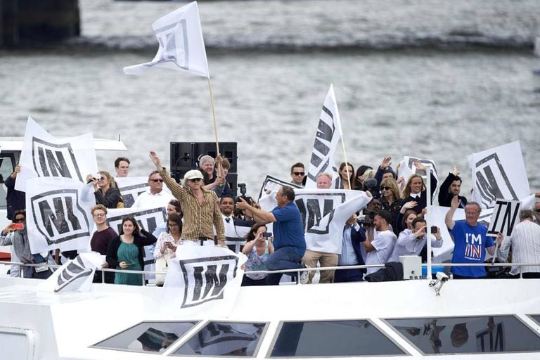 Bob Geldof (c) campaigns against Brexit on the Thames.