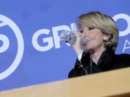Esperanza Aguirre at a press conference on Monday.