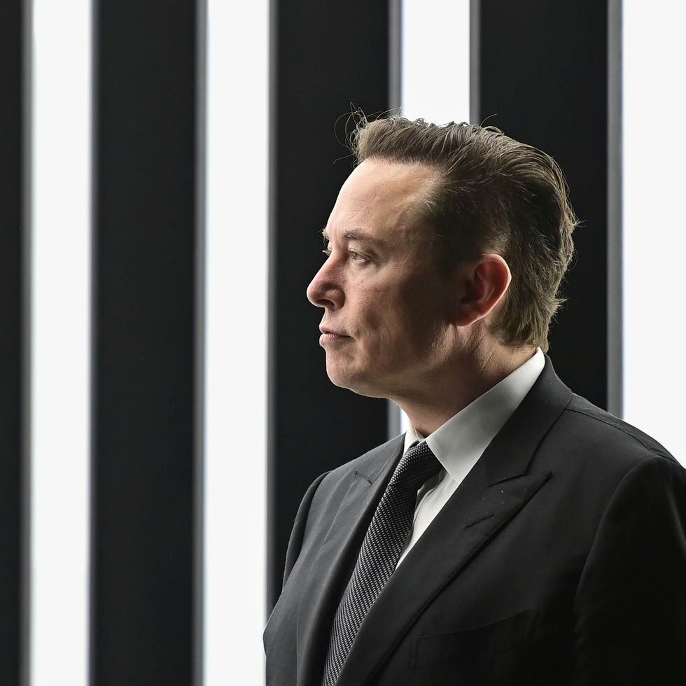 Elon Musk is now the 3rd richest person in the world