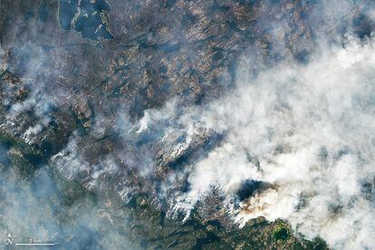 Satellite image of several fires near Yellowknife in August 2023.