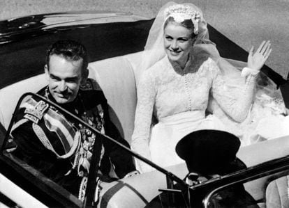 Prince Rainier III of Monaco and Princess Grace Kelly on their wedding day, April 19, 1956.