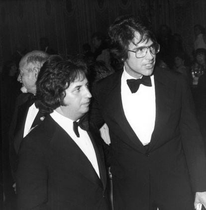 Michael Cimino with Warren Beatty in 1979. 