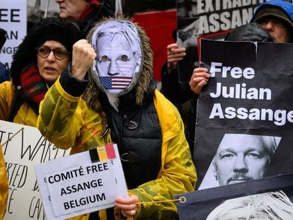 Activists supporting Julian Assange on February 21 outside the High Court of Justice in London.
