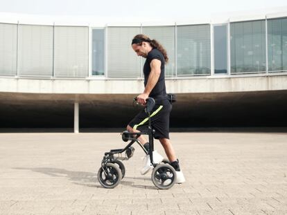Michel Rocatti, who used to be paraplegic, is now able to walk thanks to the implants.