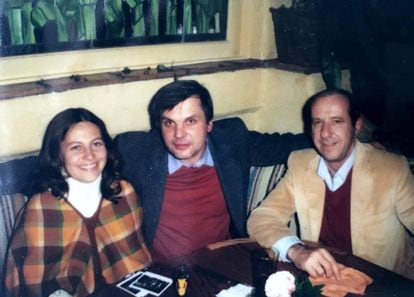 Jerry Potter's wife, Judy, Vladimir Alexandrov and his colleague Bob Cess in the US.