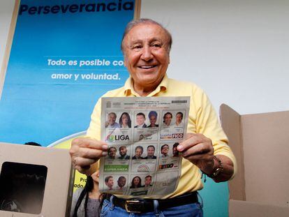 Rodolfo Hernández at a voting center in Bucaramanga, Colombia.