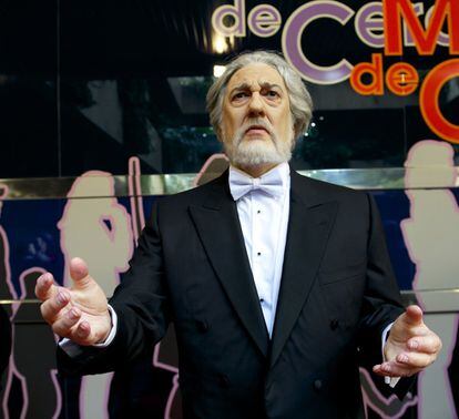 Plácido Domingo, another of the international singers in the Museo de Cera.