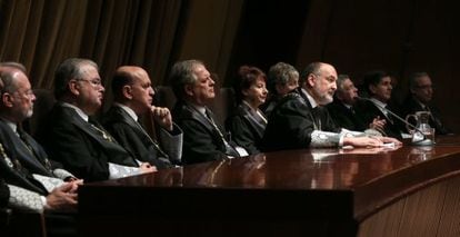 The president of the Constitutional Court, flanked by other magistrates, in a recent photo.