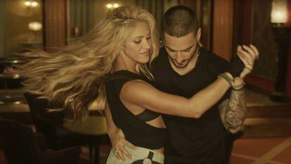 Shakira and Maluma dance to their hit 'Chantaje'