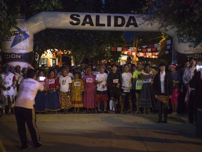 At 6am on the day of the ultramarathon, competitors line up in the main square of Urique to begin the 80-kilometer race. 