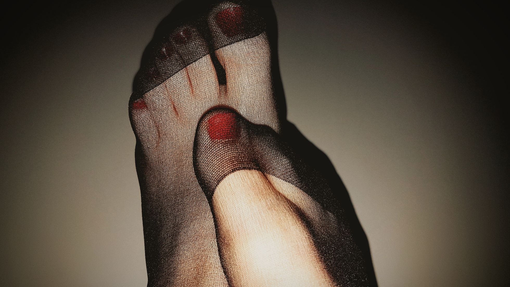 Selling photos of your feet: is it really that simple and