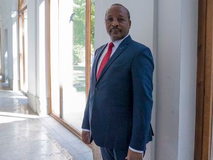 Niger’s minister of foreign affairs and acting president, Hassoumi Massoudou, before the interview on August 31, in Toledo, in a photo taken by the Spanish Foreign Ministry.