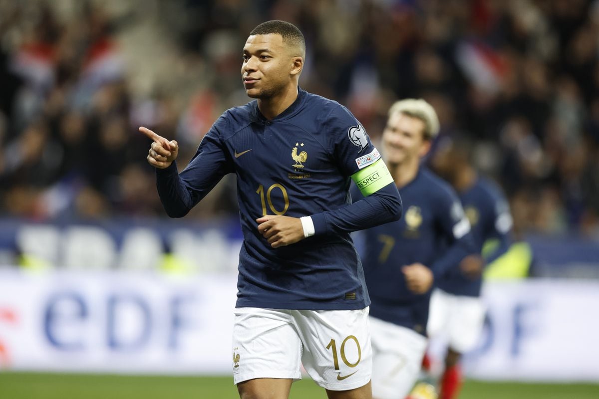 Kylian Mbappe, Harry Kane could be soccer's biggest transfer