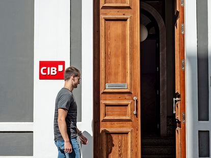 The entrance to the office of CIB in Las Palmas de Gran Canaria.
