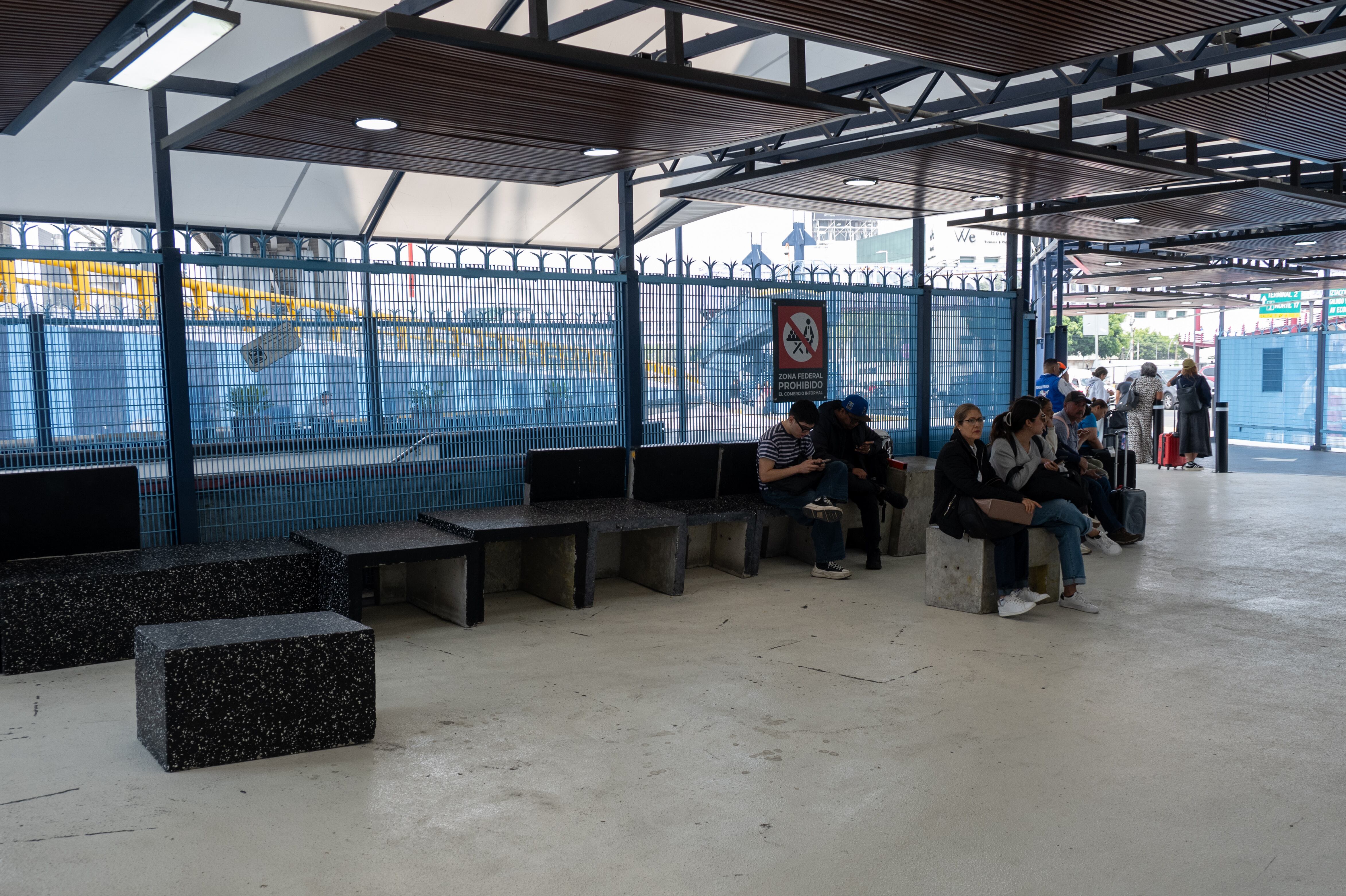 MEXICO - AEROPUERTO CDMX - TAXIS - UBER