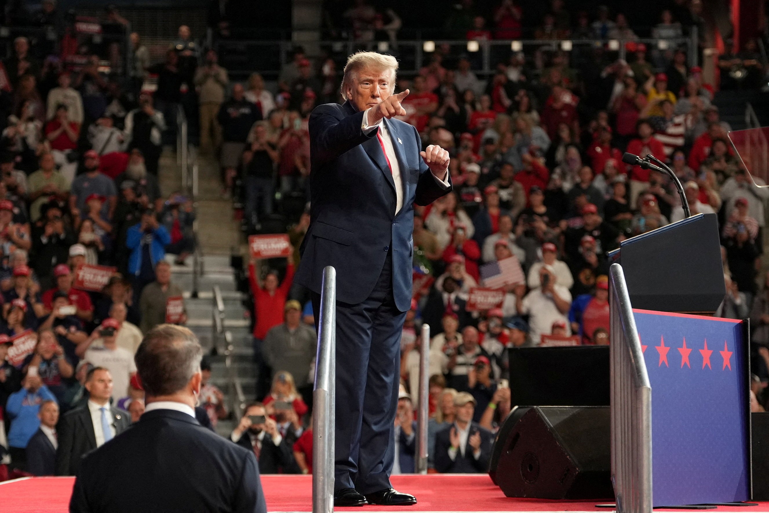 Trump: On the defensive in the polls, uncontrolled at rallies