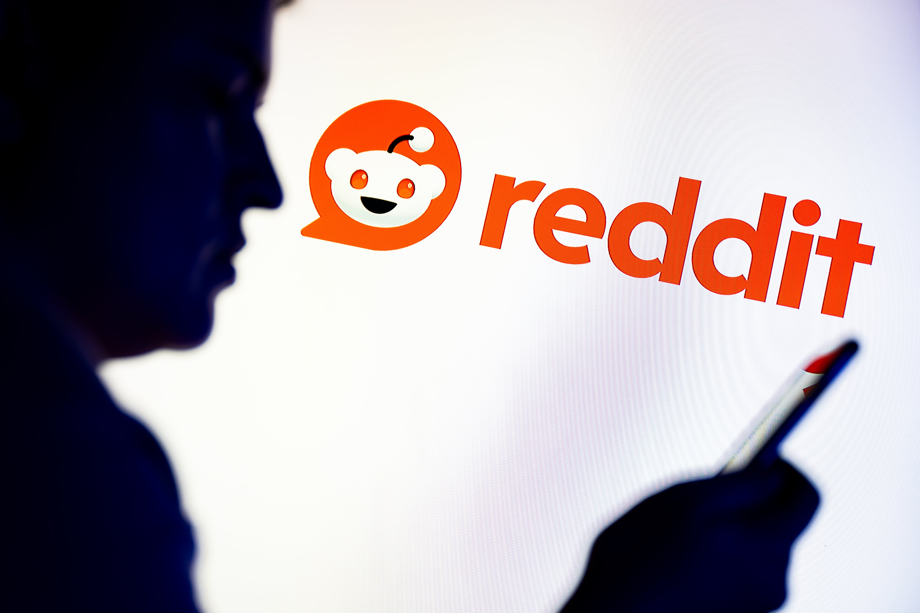 The Trump administration is trying to force Reddit to reveal the identity of an online ICE critic