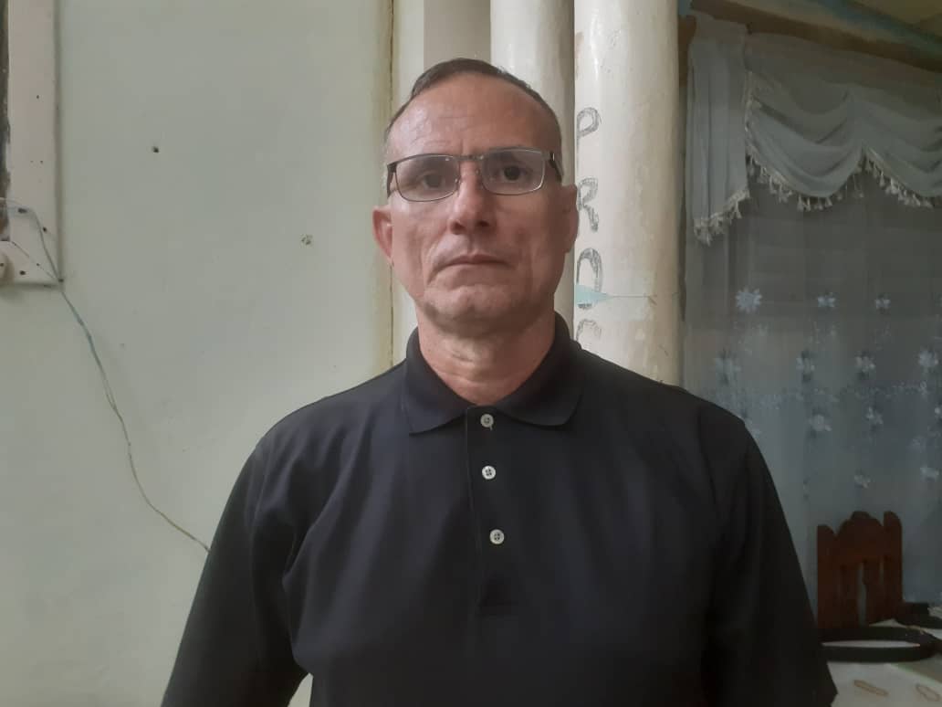 José Daniel Ferrer at his home in Santiago de Cuba, January 16, 2025, hours after his release.