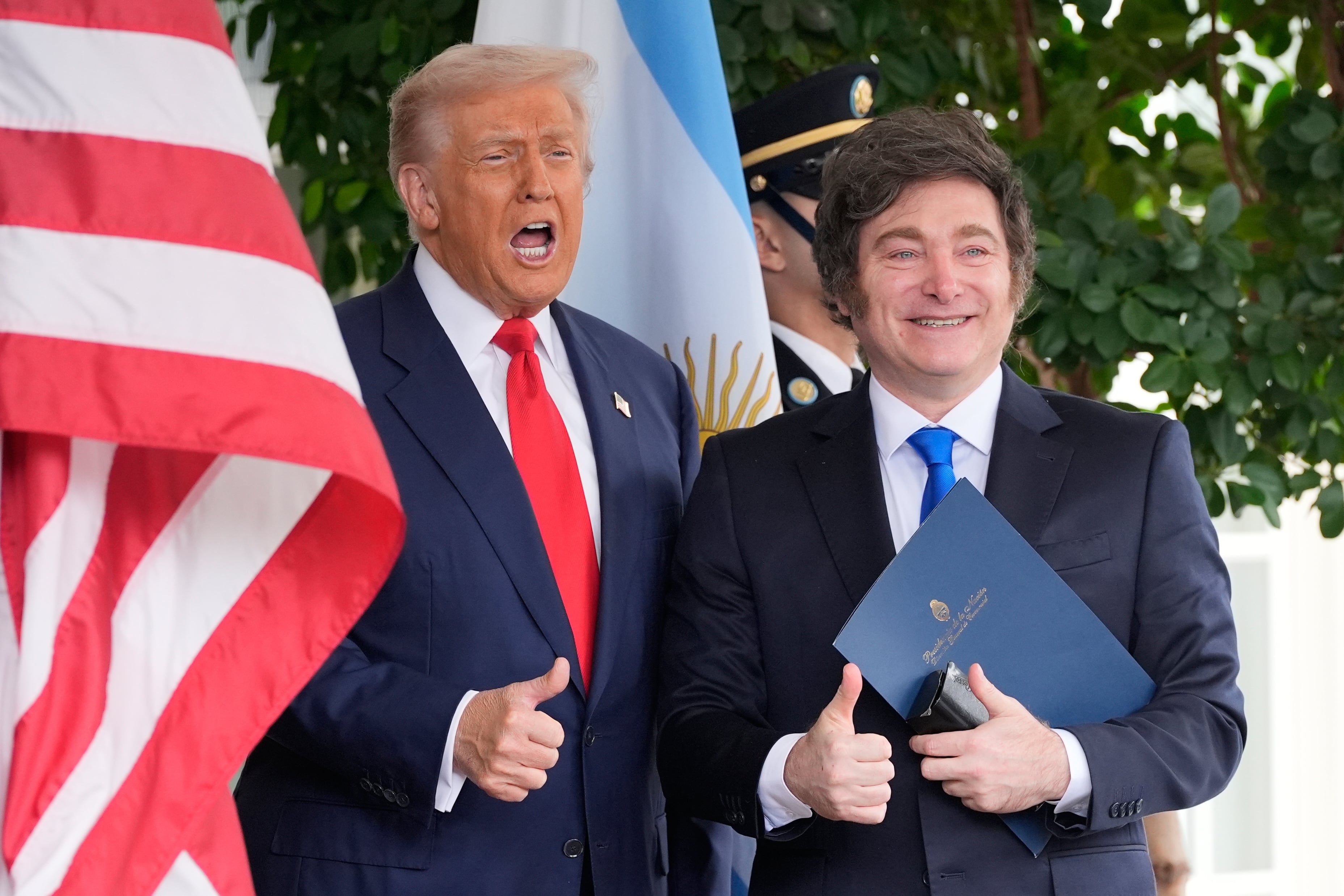 Trump makes aid to Milei conditional on the outcome of Argentina’s legislative elections