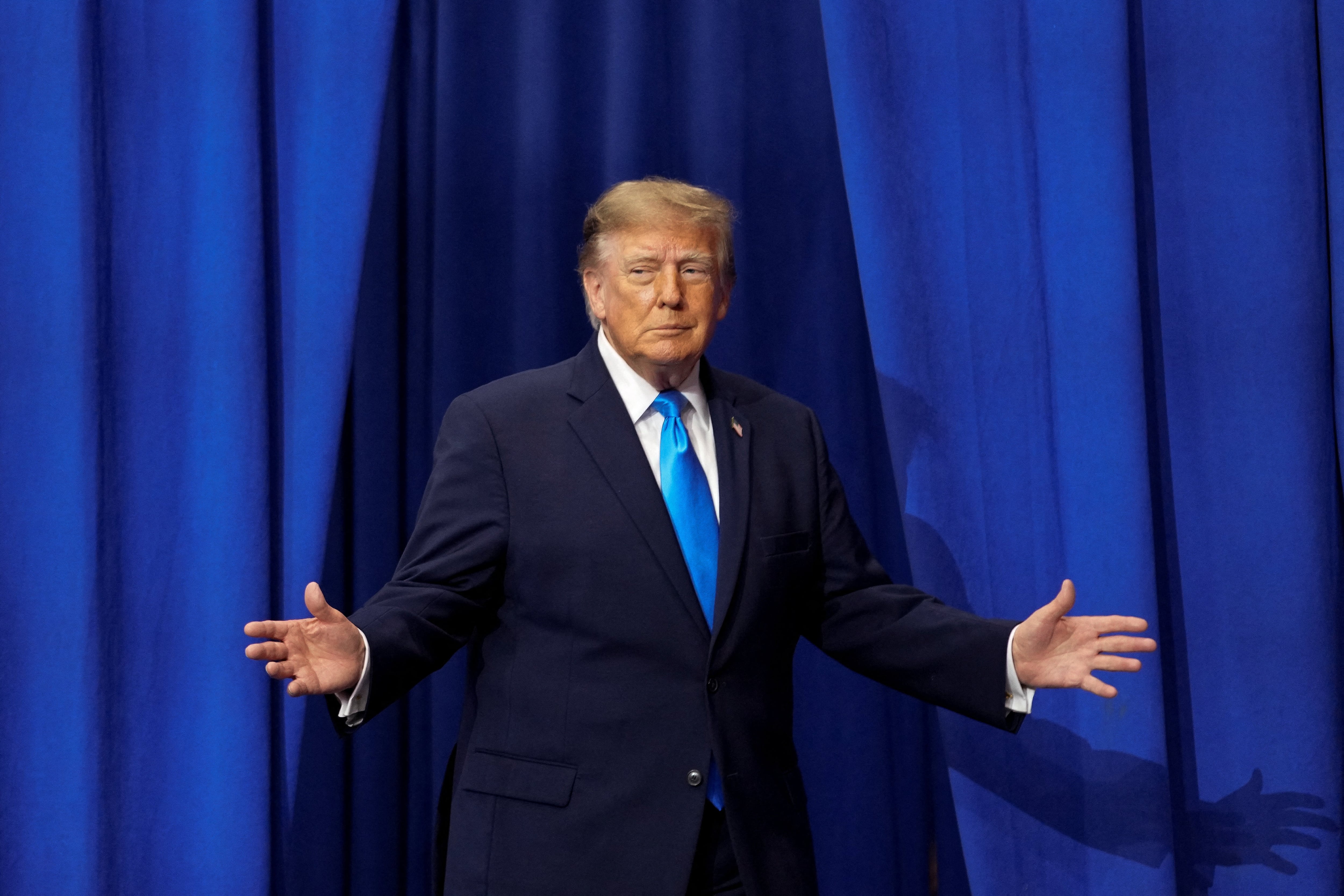 Checks for voters, Trump’s strategy to turn the midterms around