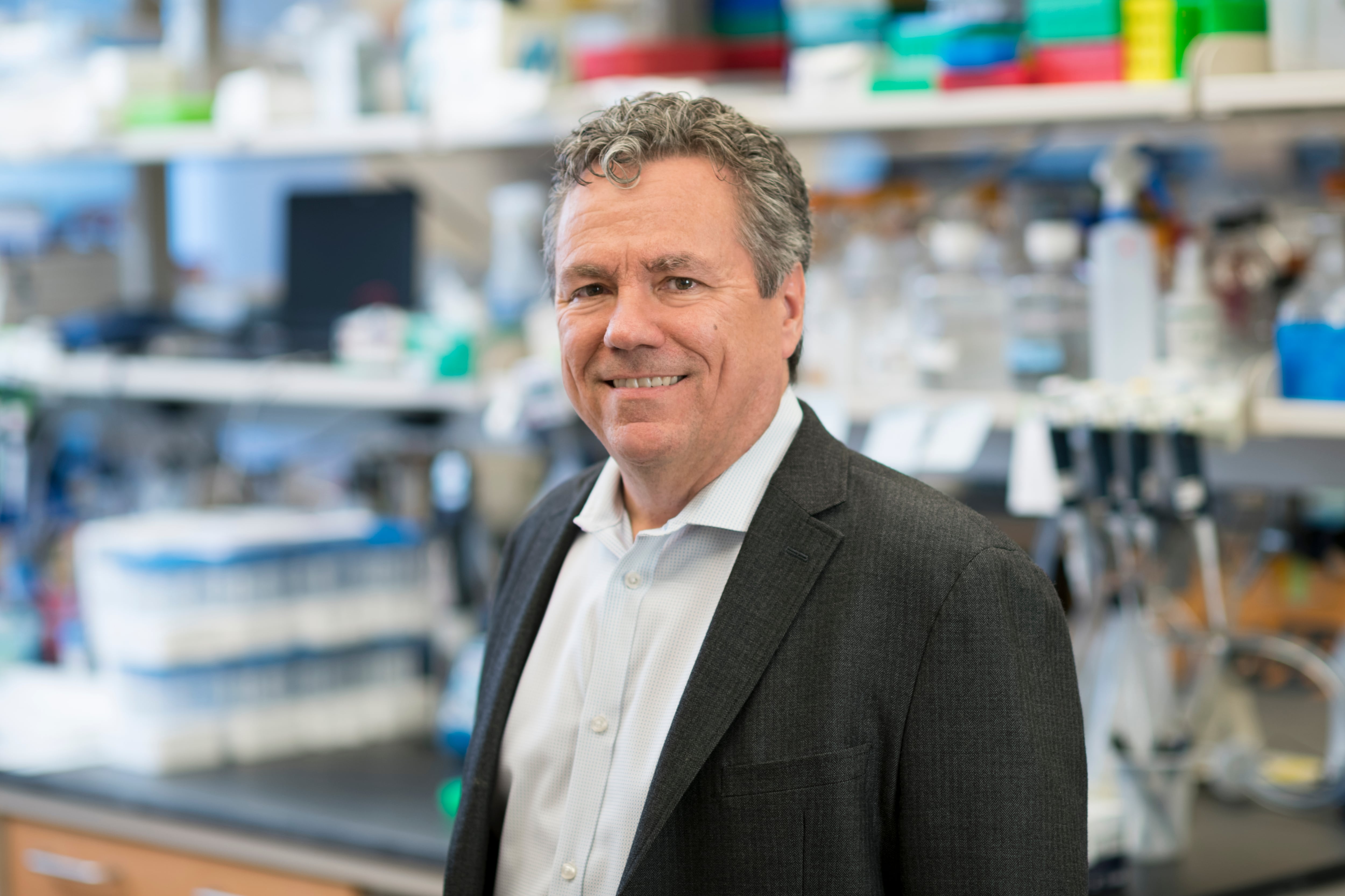 Scott Lowe, researcher: ‘Governments must fund science. Pharmaceutical companies want to help, but they also want to make money’