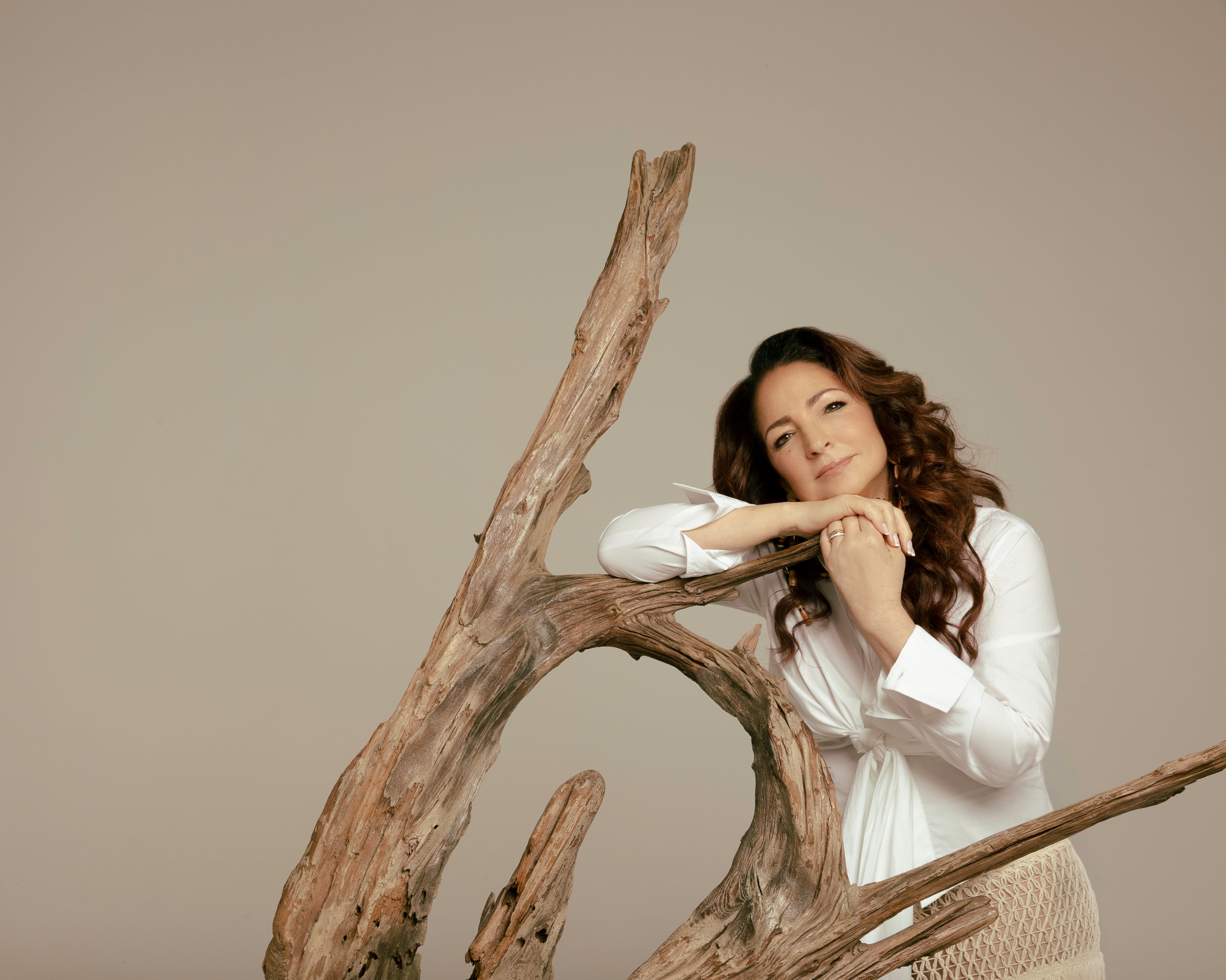 Gloria Estefan, during the photo shoot for the album ‘Raíces.’