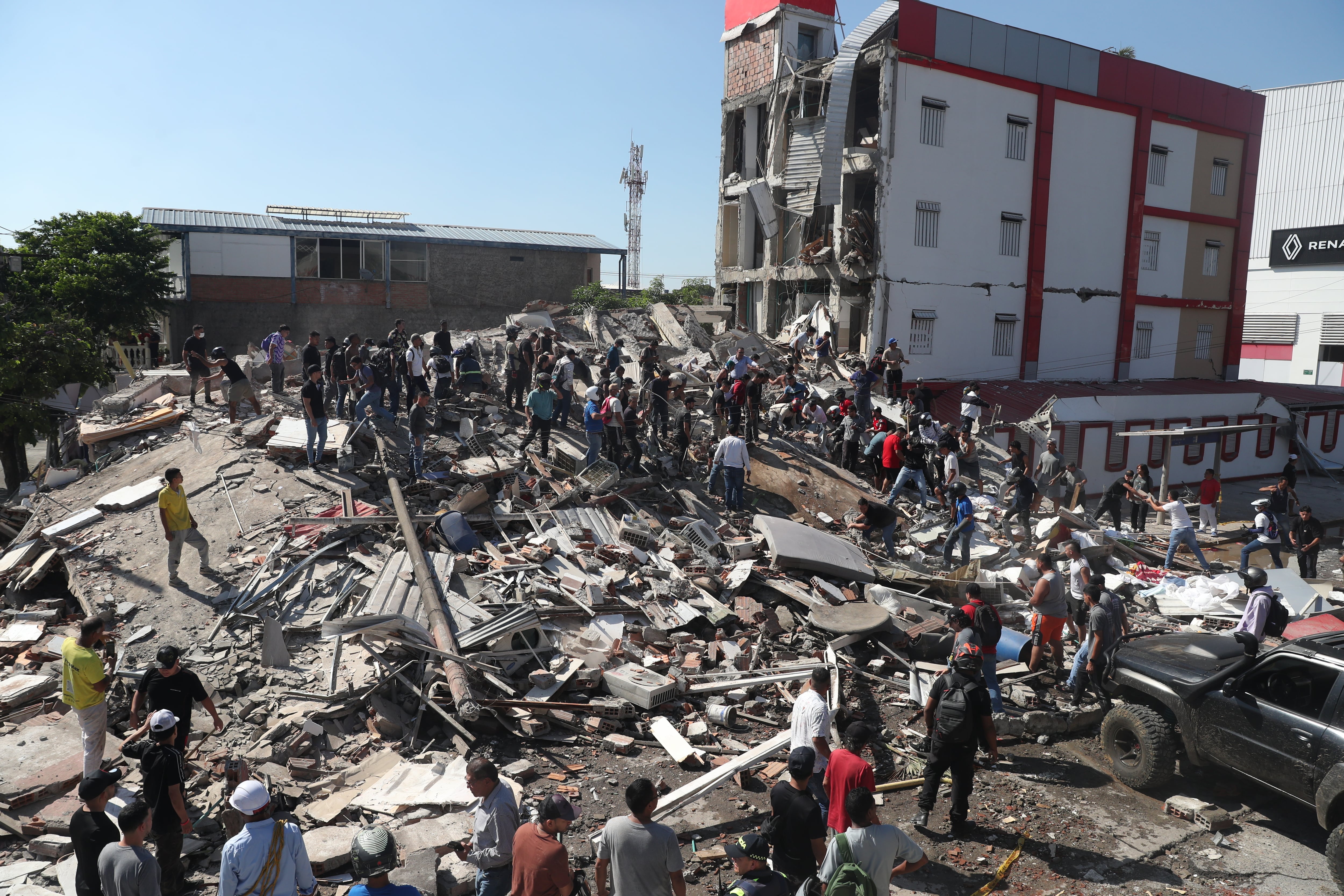 At least 100 people dead as magnitude 7.4 earthquake hits Colombia