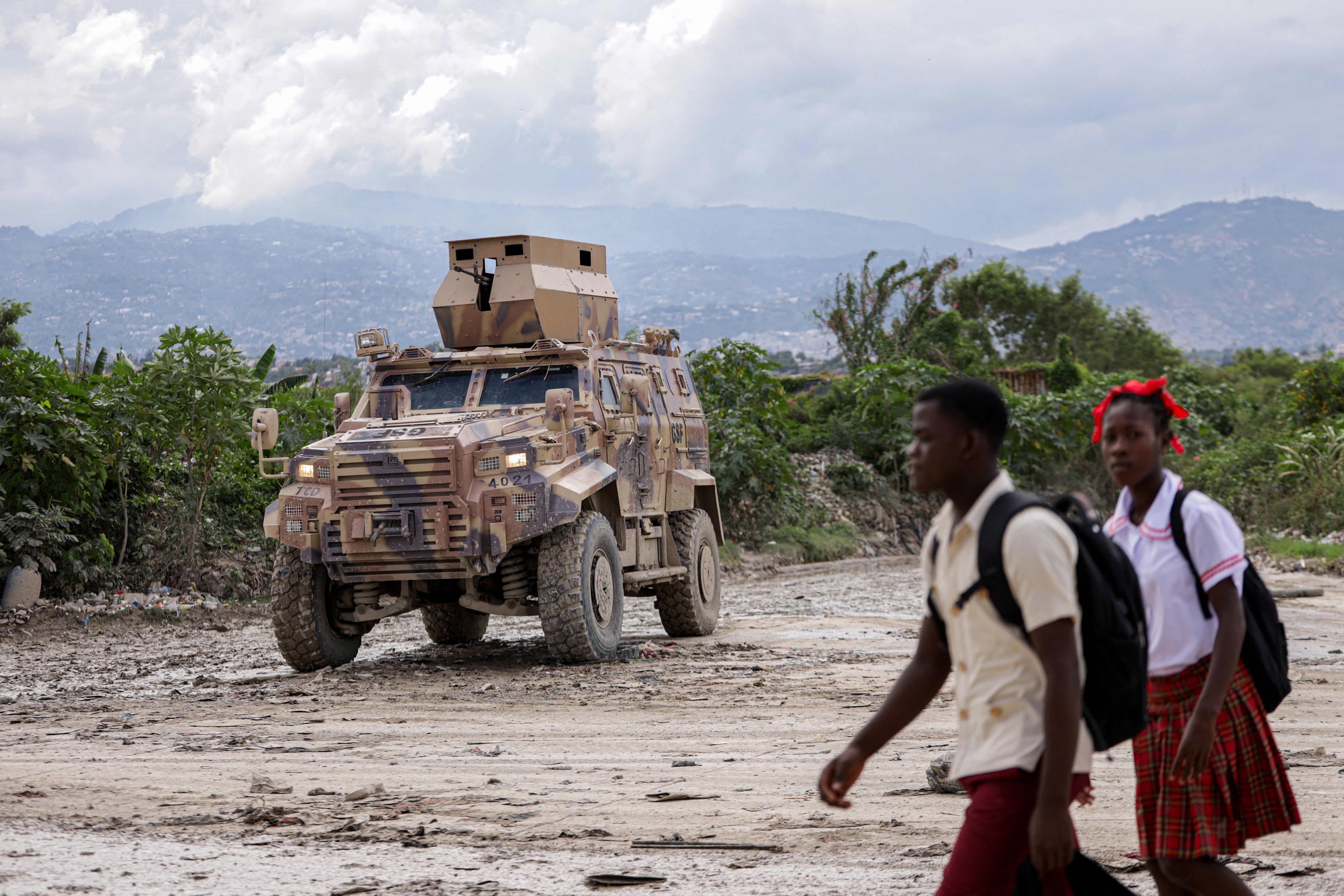 Bukele sends elite troops to Haiti after four Salvadoran soldiers disappear