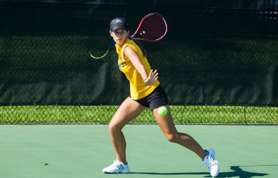 Paula Ortiz Couder duing a match for Embry-Riddle Aeronautical University in the United States.