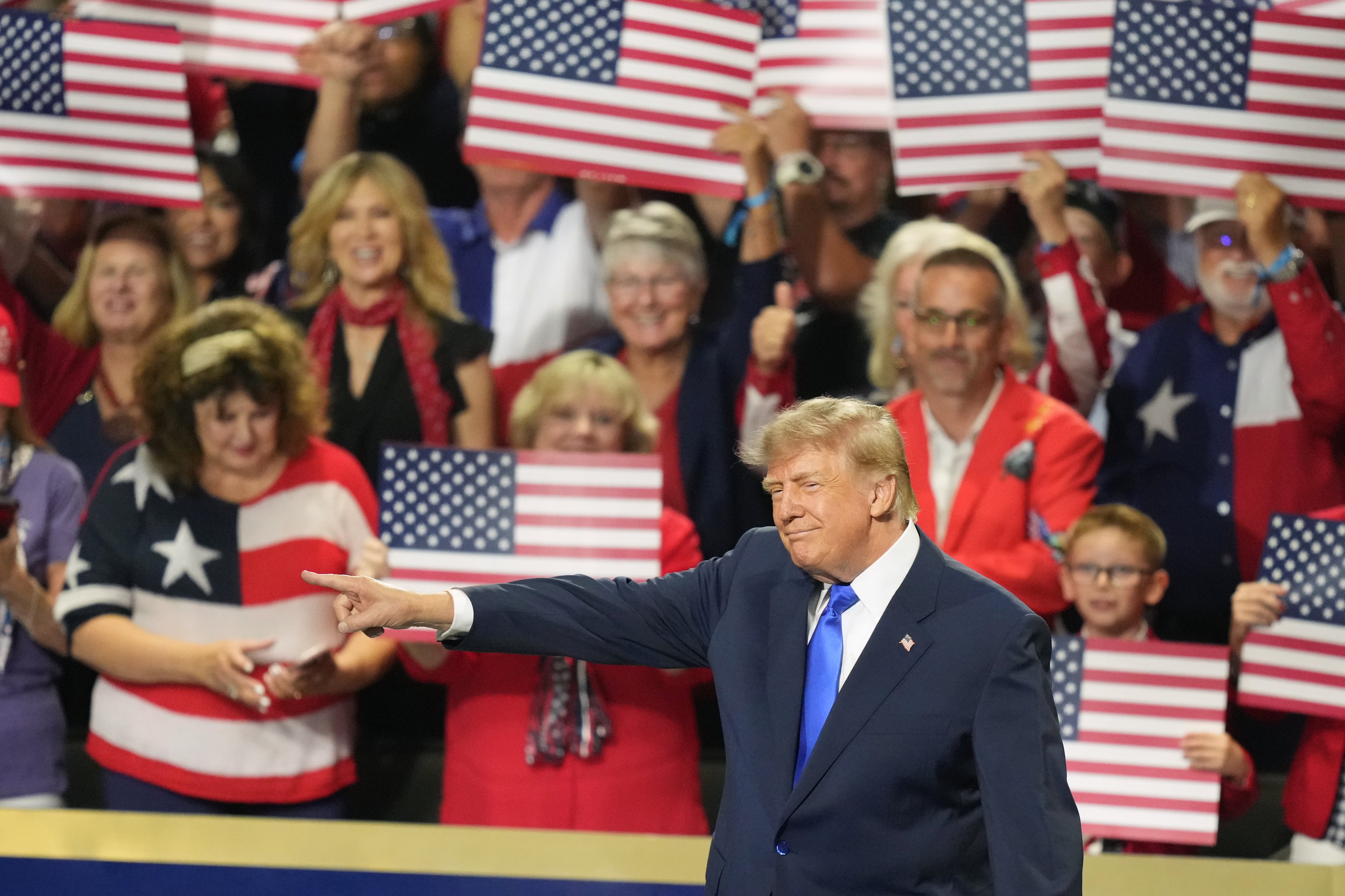 Trump promises $5,000 to ‘every adult citizen’ if Republicans win the midterms