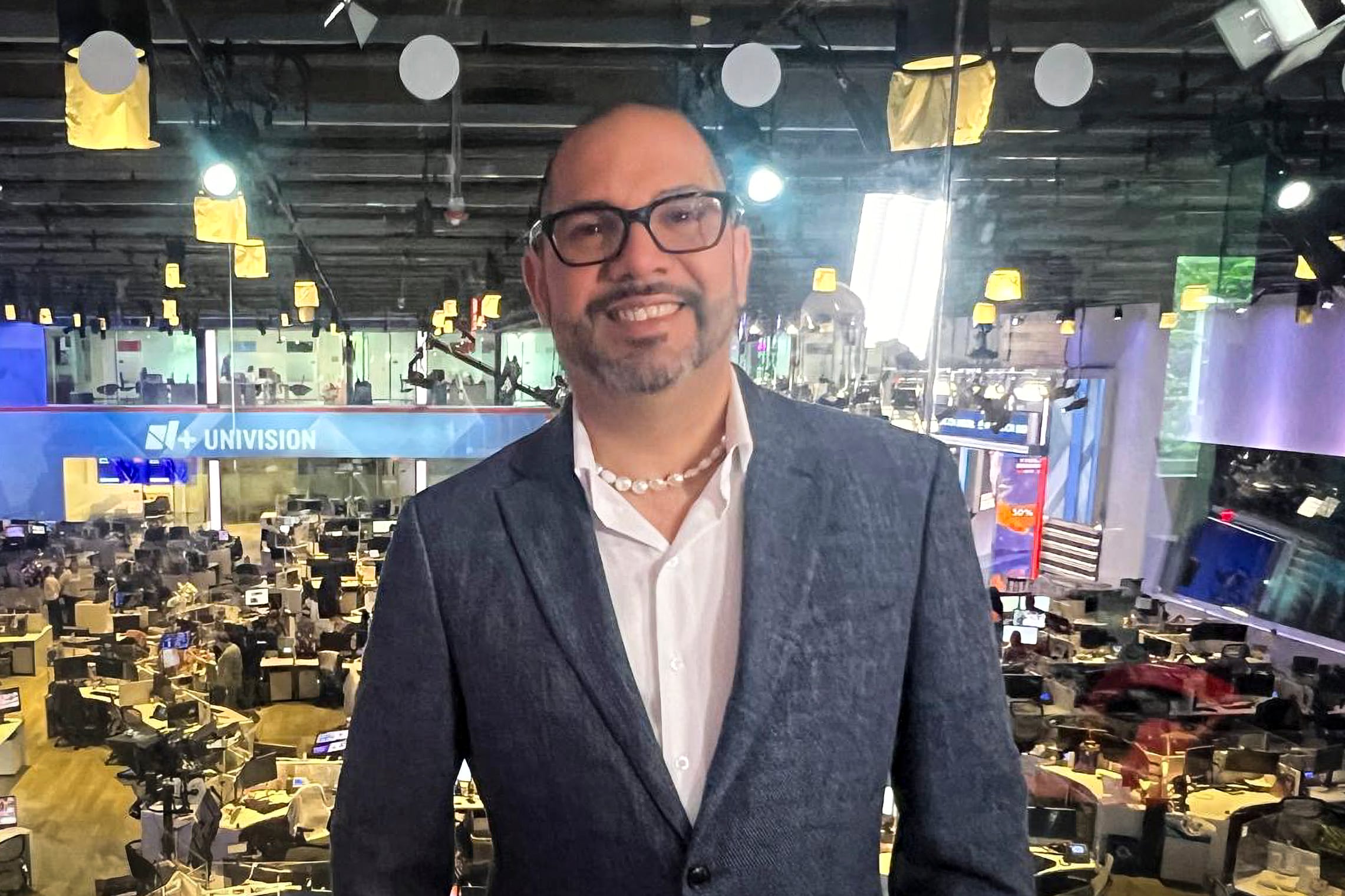 The journalist Niover at the Univisión newsroom, in an undated photograph. 