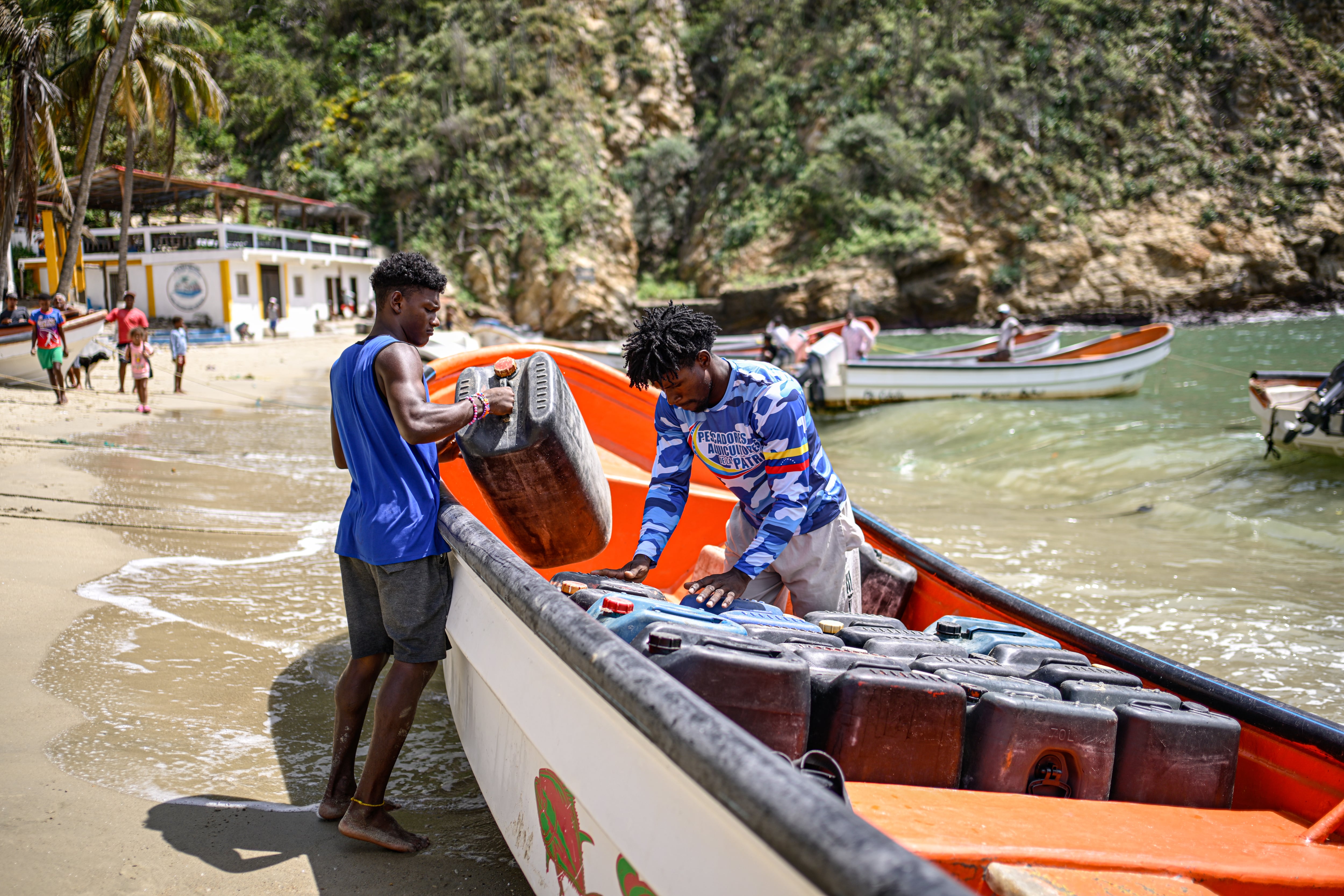 The earthquake beyond La Guaira: Venezuelan coastal towns cling to the sea