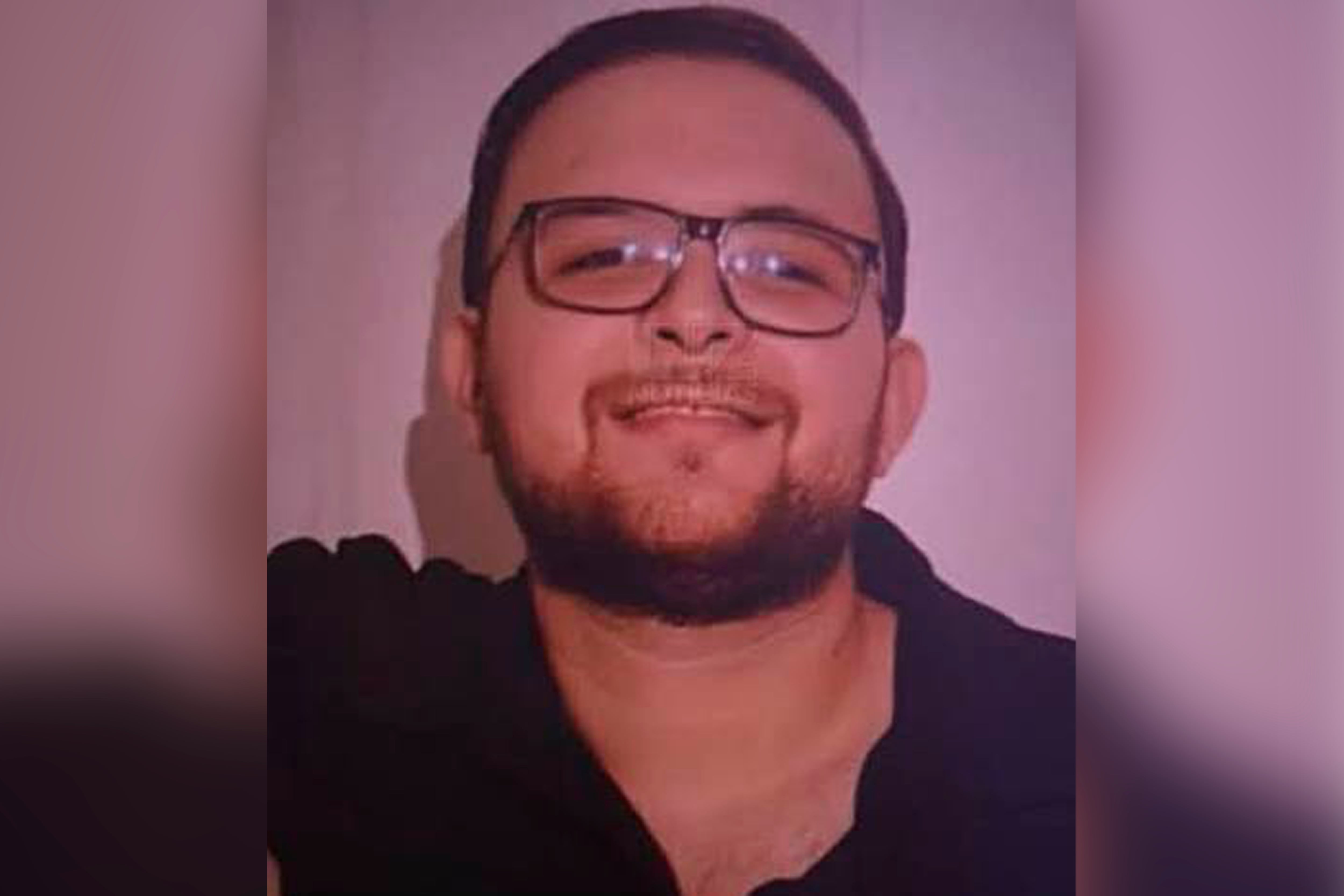 US citizen goes missing in Sinaloa, hotspot of cartel war The pickup belonging to José Antonio Castro Meza, who has been missing since Tuesday, was found in a park in Culiacán, a Mexican town caught in a long-running battle between criminal factions