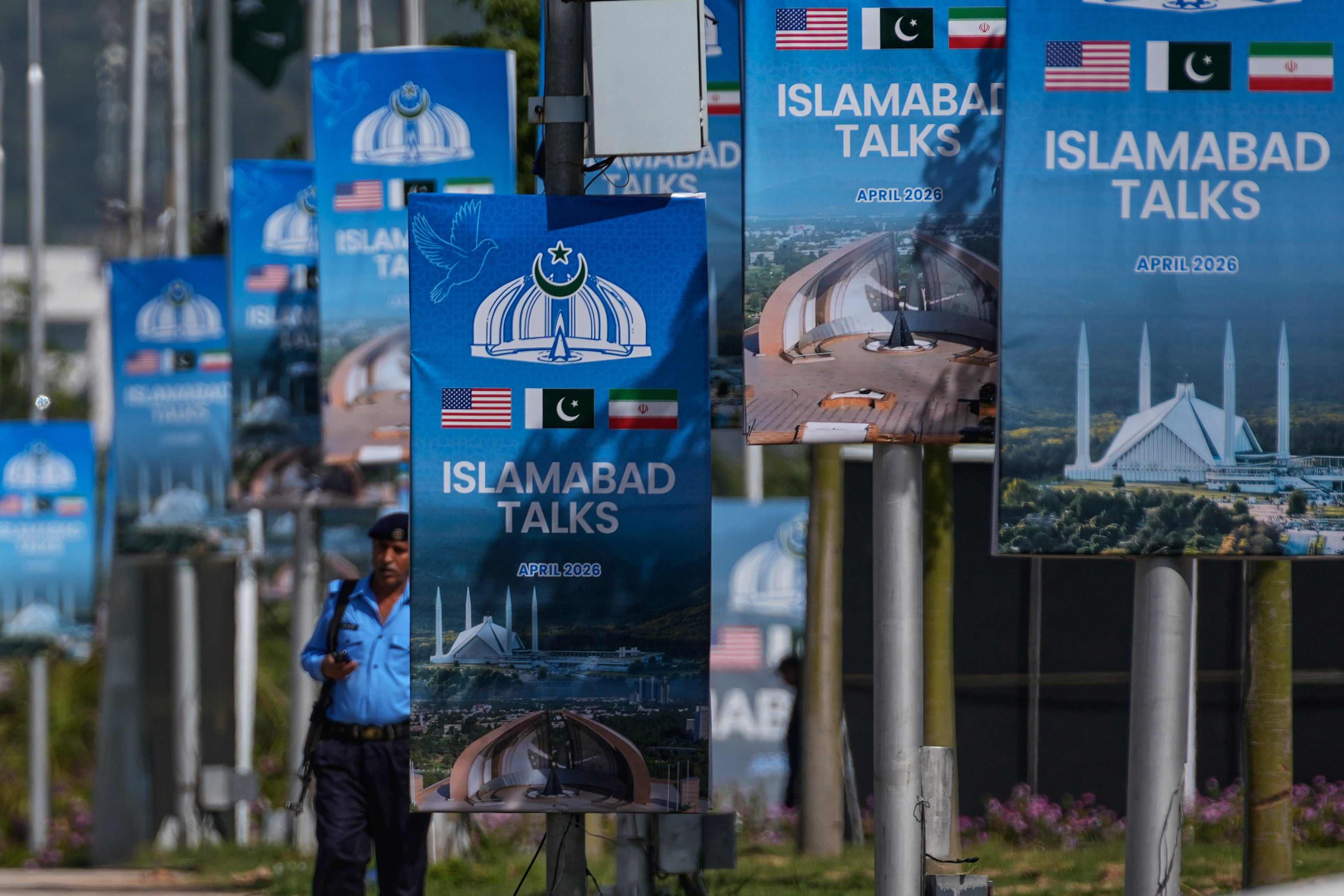 Trump extends ceasefire until Iran presents a proposal and talks conclude ‘one way or the other’