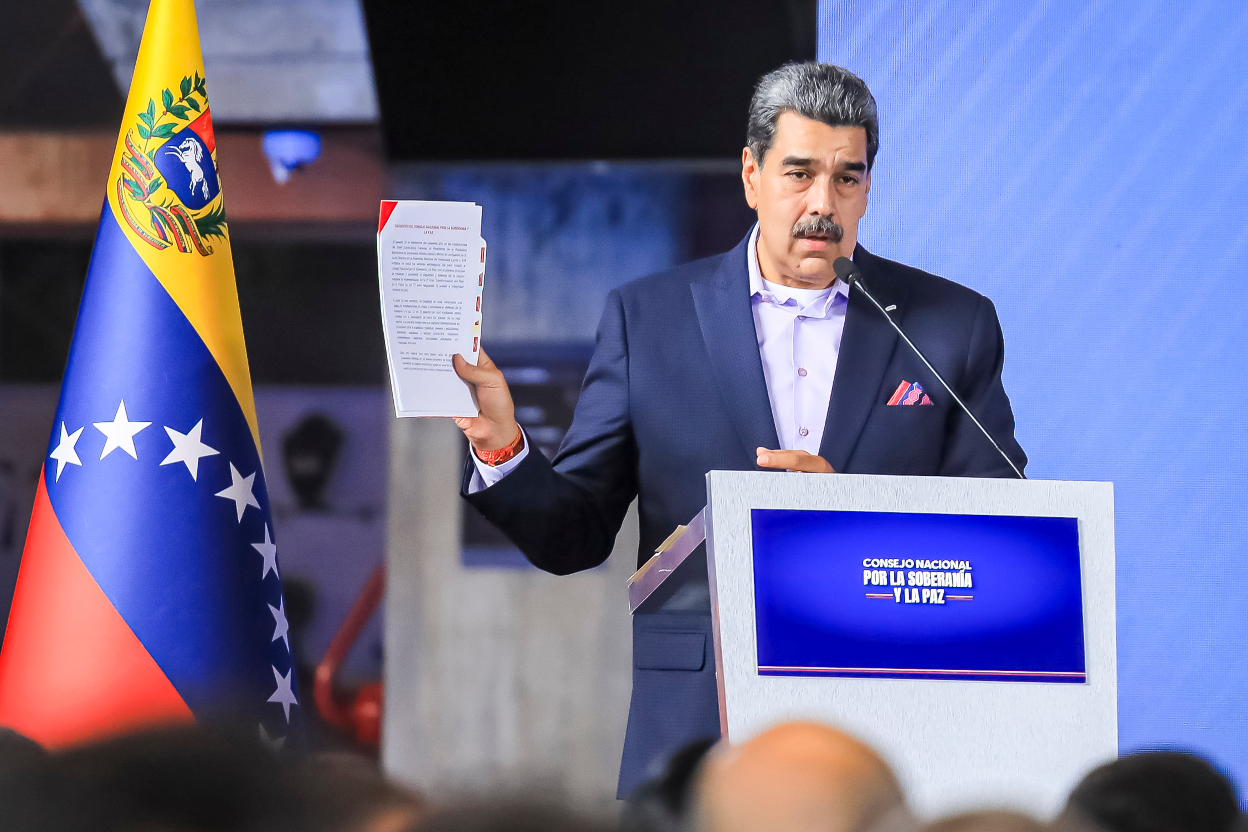 Nicolás Maduro rejects ‘regime change’ and criticizes ‘CIA coups’ in Latin America