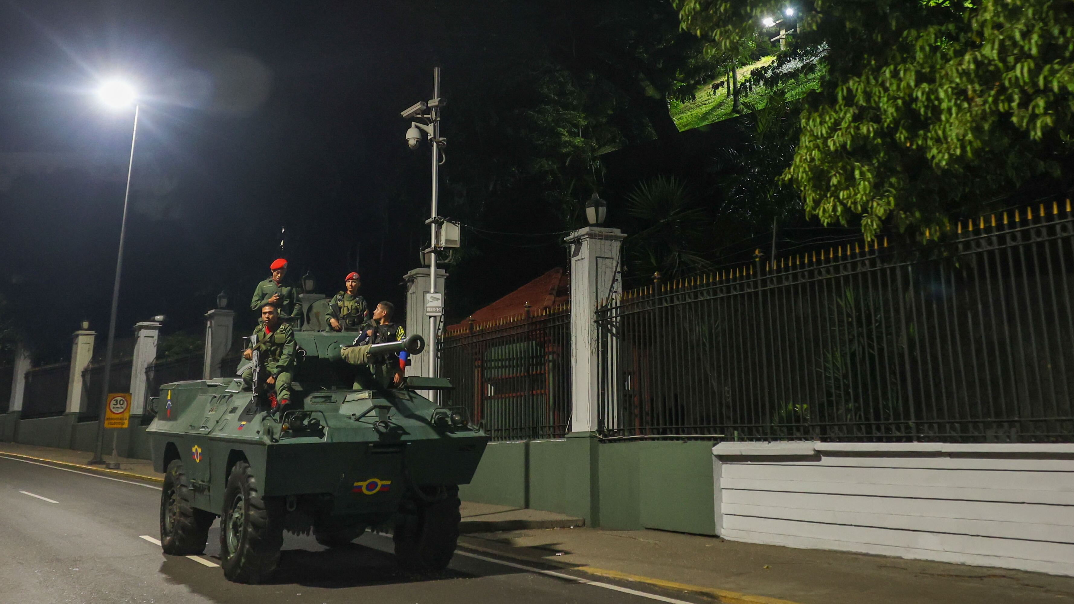 Key points of the military attack on Venezuela: Early morning bombings and a ‘captured’ president