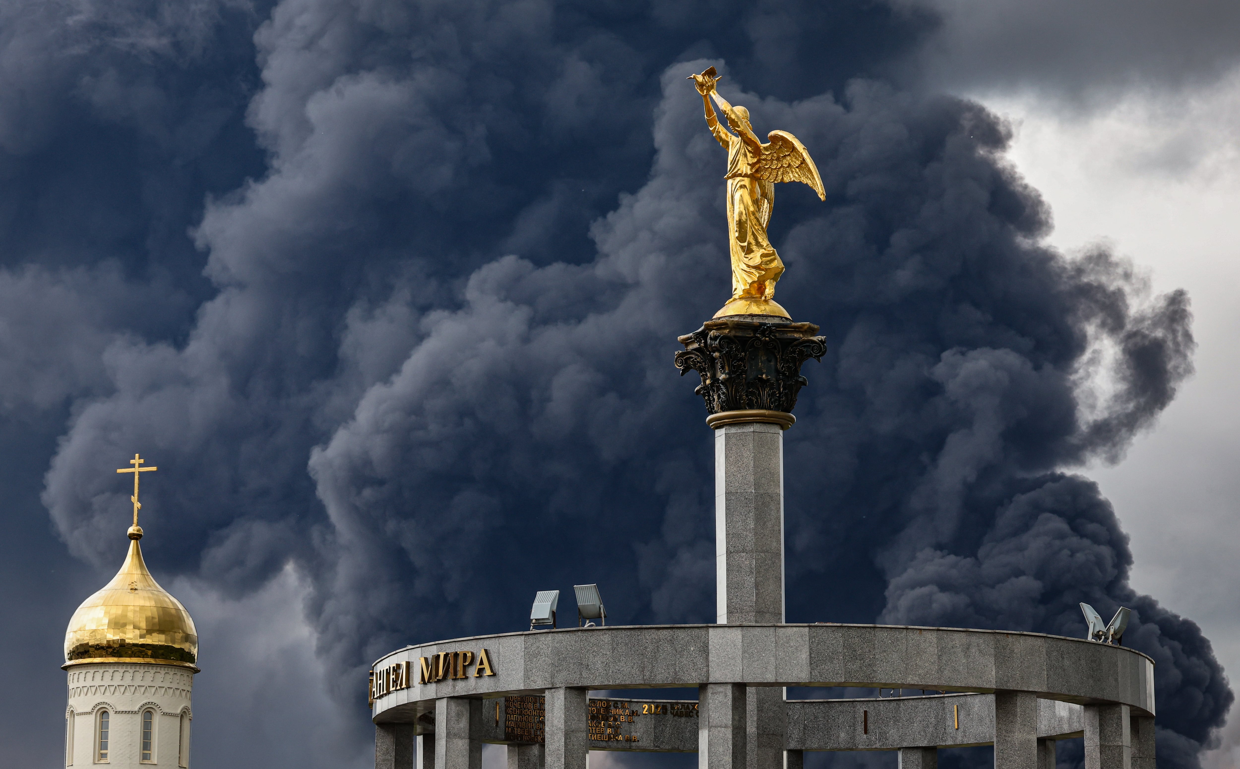 Ukraine exploits Kremlin’s weaknesses with new weapons, striking key targets in Russia