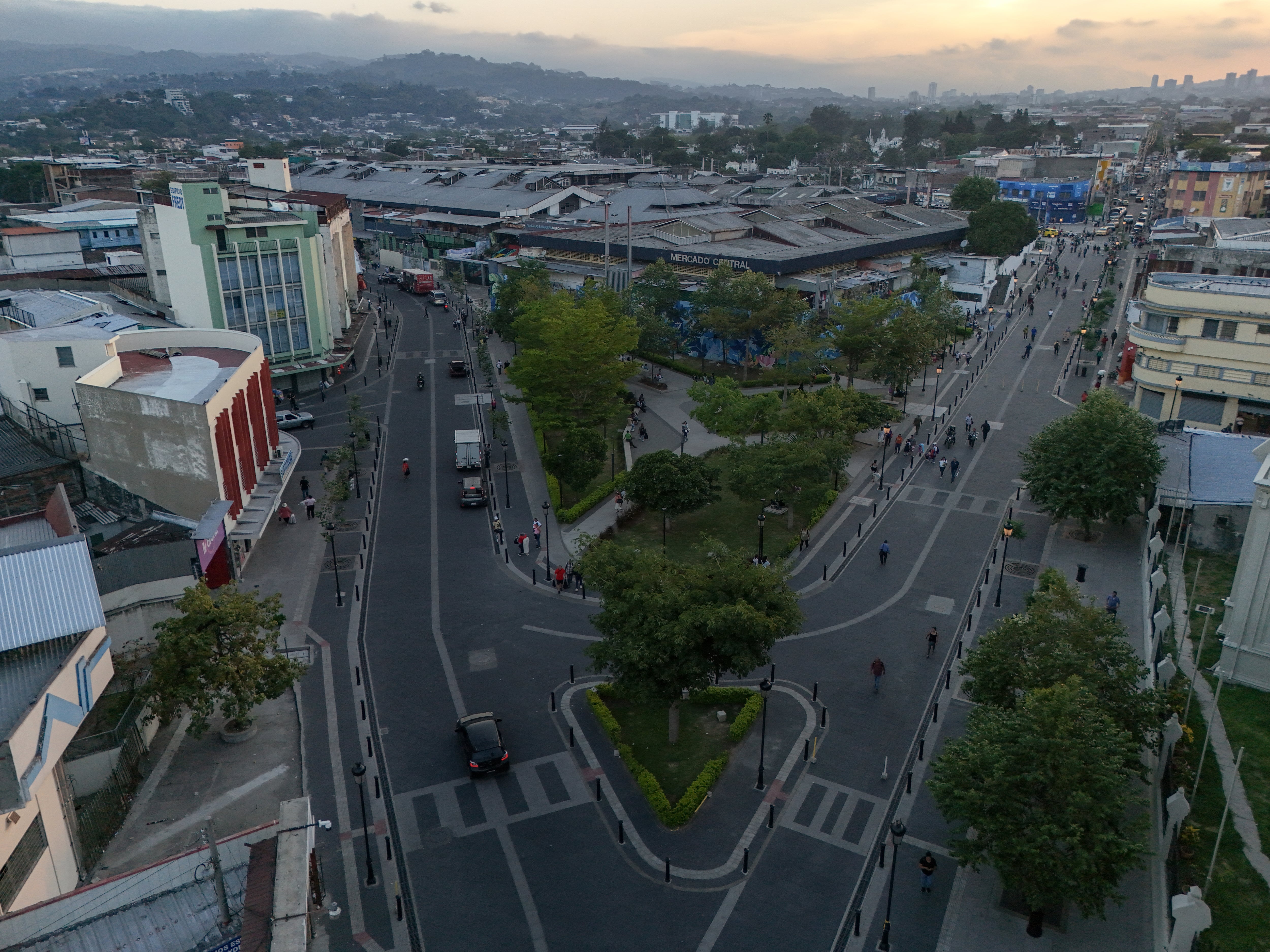 The new oligarchs of El Salvador: How Bukele’s inner circle got rich