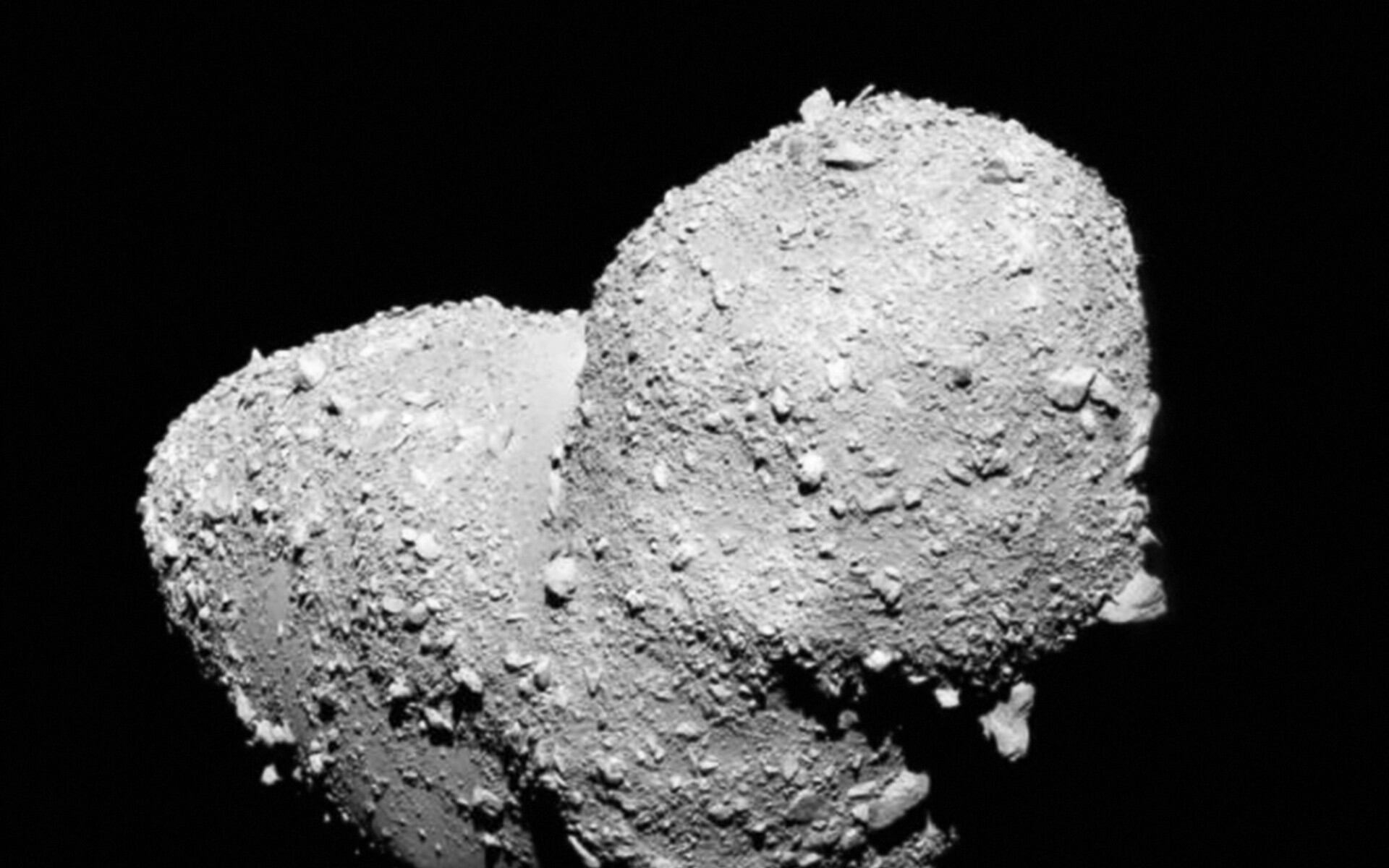 Two asteroids receive unprecedented visits from space probes in a single week