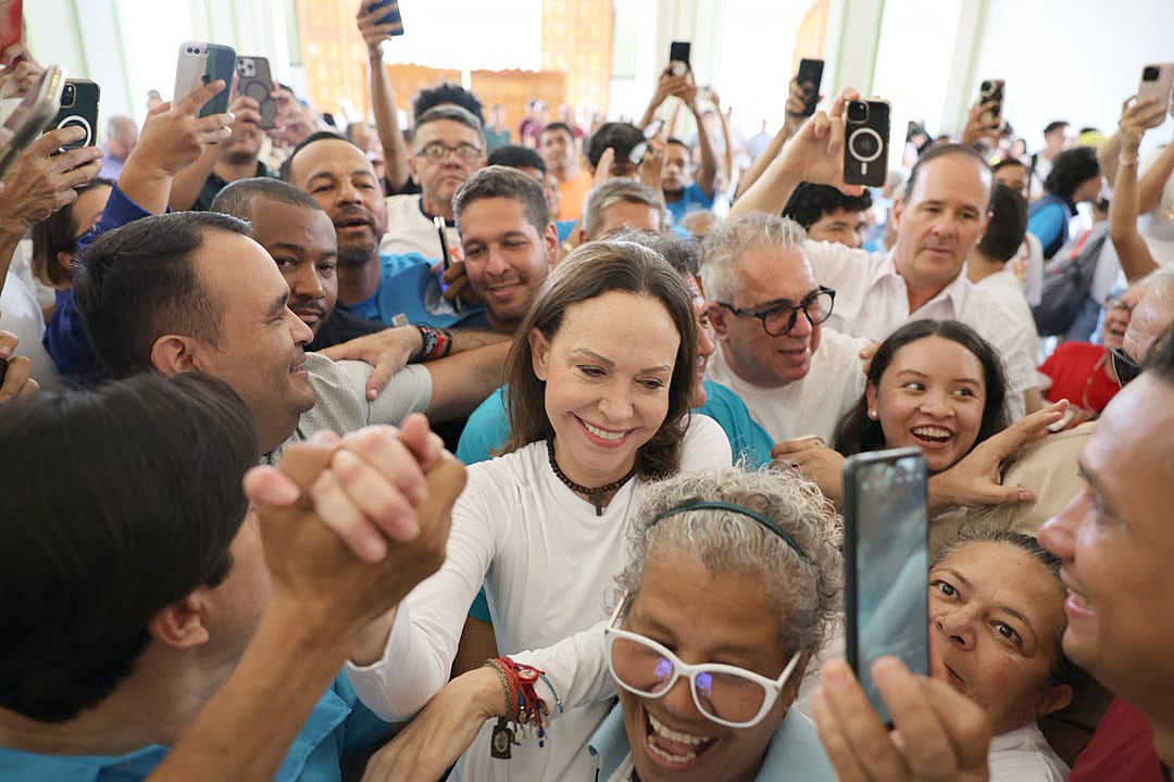María Corina Machado snýr til Venesúela eftir níu mánaði útlegumistur