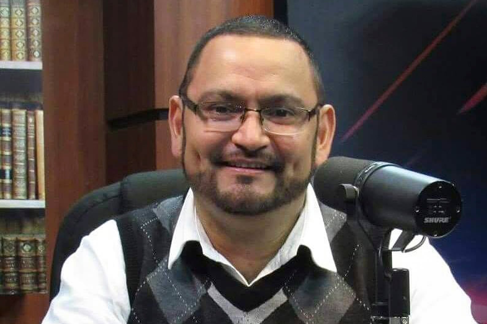 ‘I fear for his safety’: Nicaraguan journalist persecuted by Ortega faces deportation from US